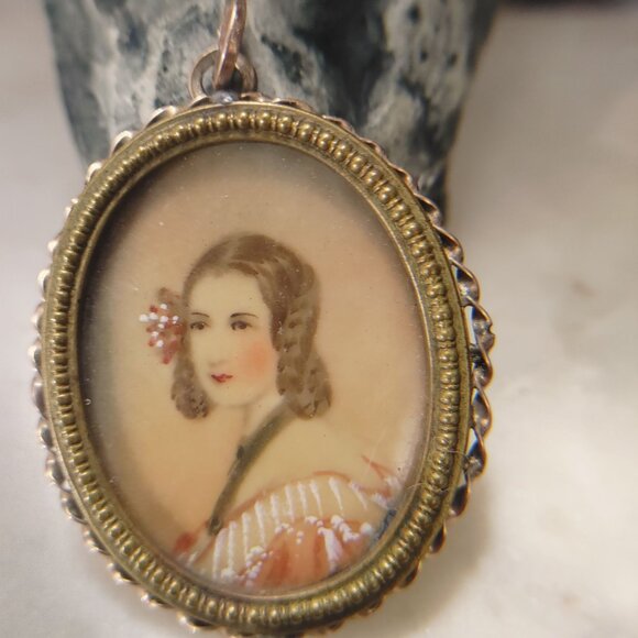 Antique Victorian Pendant 10K Yellow Gold 15 g Hand Painted Miniature Portrait - Picture 15 of 16